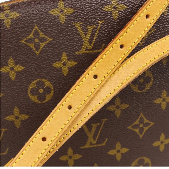 AUTHENTIC LOUIS VUITTON MONOGRAM DROUOT Monogram canvas - Picture 12 of 12